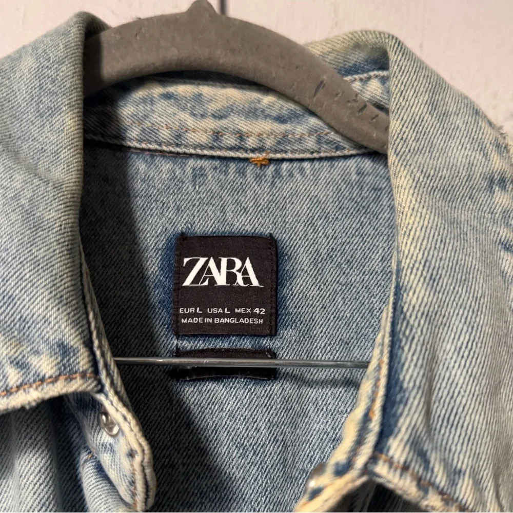 Zara men's light blue distressed denim western-style overshirt size Large - Picture 2 of 4